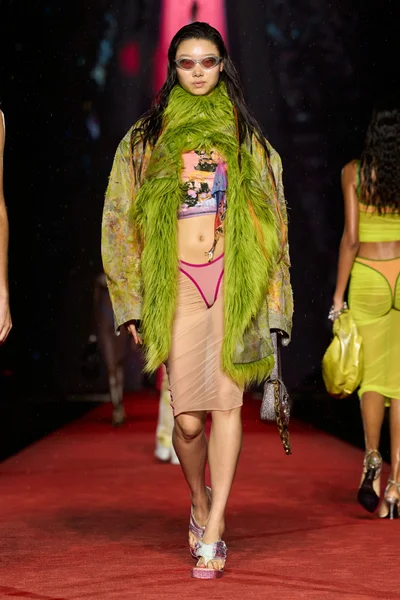 Look 52